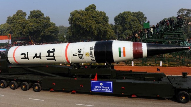 Foto: India Uji Tembak Rudal Agni-4 Berkemampuan Nuklir, Jangkauan 4.000 Km | Pifa Net