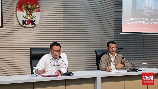 Foto: KPK Minta Maaf soal Gaduh Pengalihan Tahanan Rumah Yaqut | Pifa Net