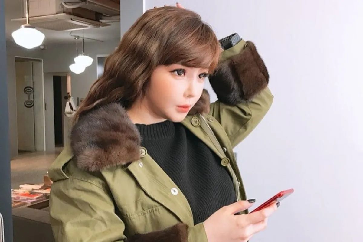 Foto: Park Bom Ungkap Perlakuan Buruk dari YG Entertainment, Gugatan Capai Rp52.000 Triliun | Pifa Net