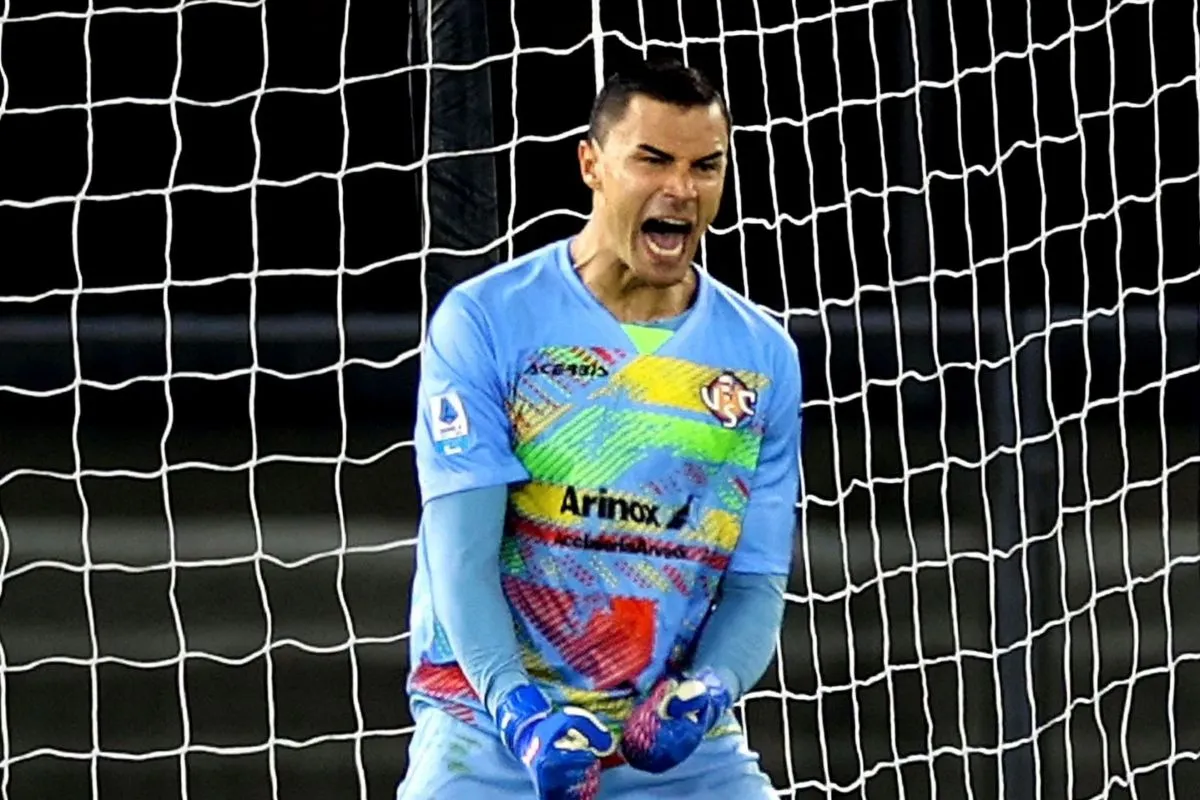 Foto: Emil Audero Bersinar, Cremonese Tahan Imbang Hellas Verona, Como Ditahan Genoa | Pifa Net