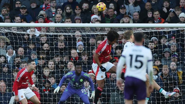 Foto: Bournemouth Kalahkan Manchester United 3-0, The Cherries Naik ke Peringkat Lima Liga Inggris | Pifa Net