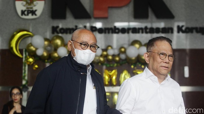 Foto: KPK Periksa Politikus Senior PPP Djan Faridz dalam Kasus Suap Harun Masiku | Pifa Net