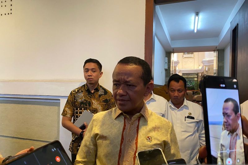 Foto: Harga BBM Subsidi Dipastikan Tak Naik Meski Harga Minyak Dunia Melonjak | Pifa Net