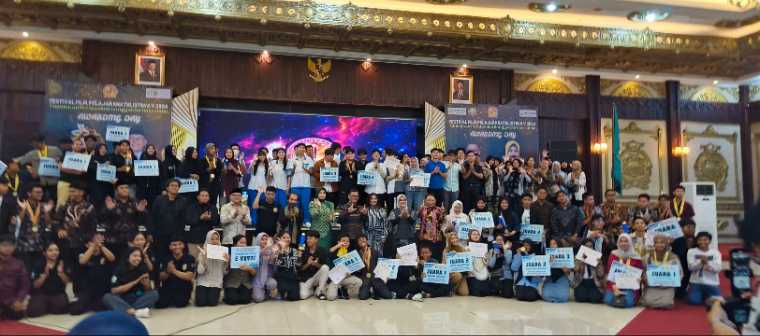 Foto: FFPK Ke-5 Sukses Digelar, SMA Muhammadiyah 1 Pontianak Juara Umum | Pifa Net