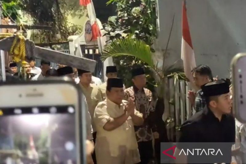 Foto: Presiden Prabowo Melayat Ojol Korban Insiden Unjuk Rasa di Jakarta | Pifa Net