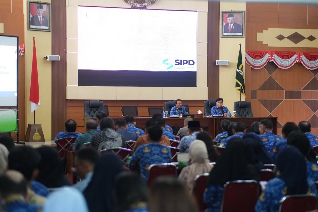 Foto: Sekda Kapuas Hulu Harapkan Optimalisasi SIPD untuk Tata Kelola Pemerintahan | Pifa Net