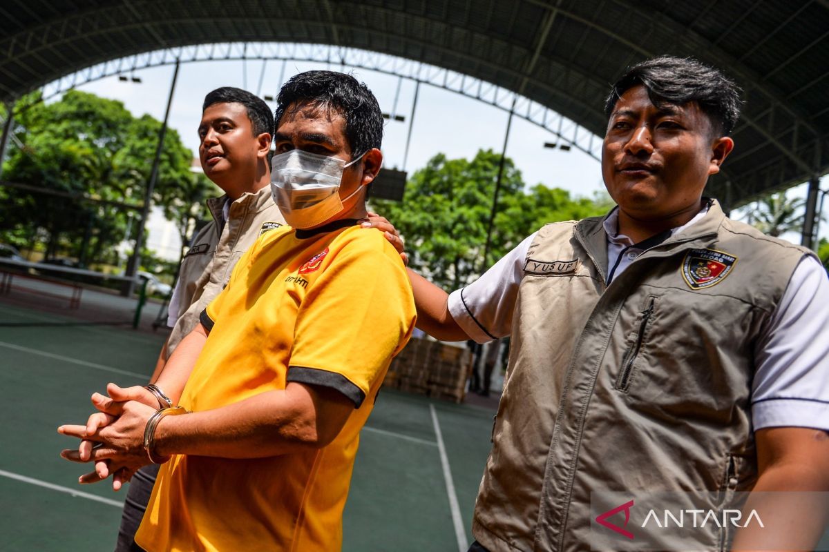 Foto: Polisi Ungkap Manipulasi Takaran Minyakita sekitar 13 Ton di Tangerang | Pifa Net