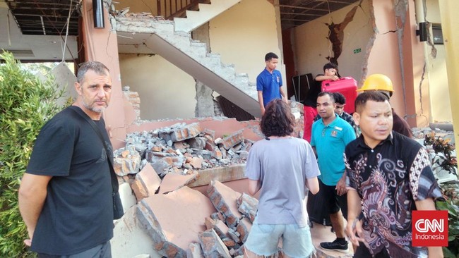 Foto: Gempa M7,7 Guncang NTT, Hotel dan Fasilitas Publik di Labuan Bajo Rusak | Pifa Net