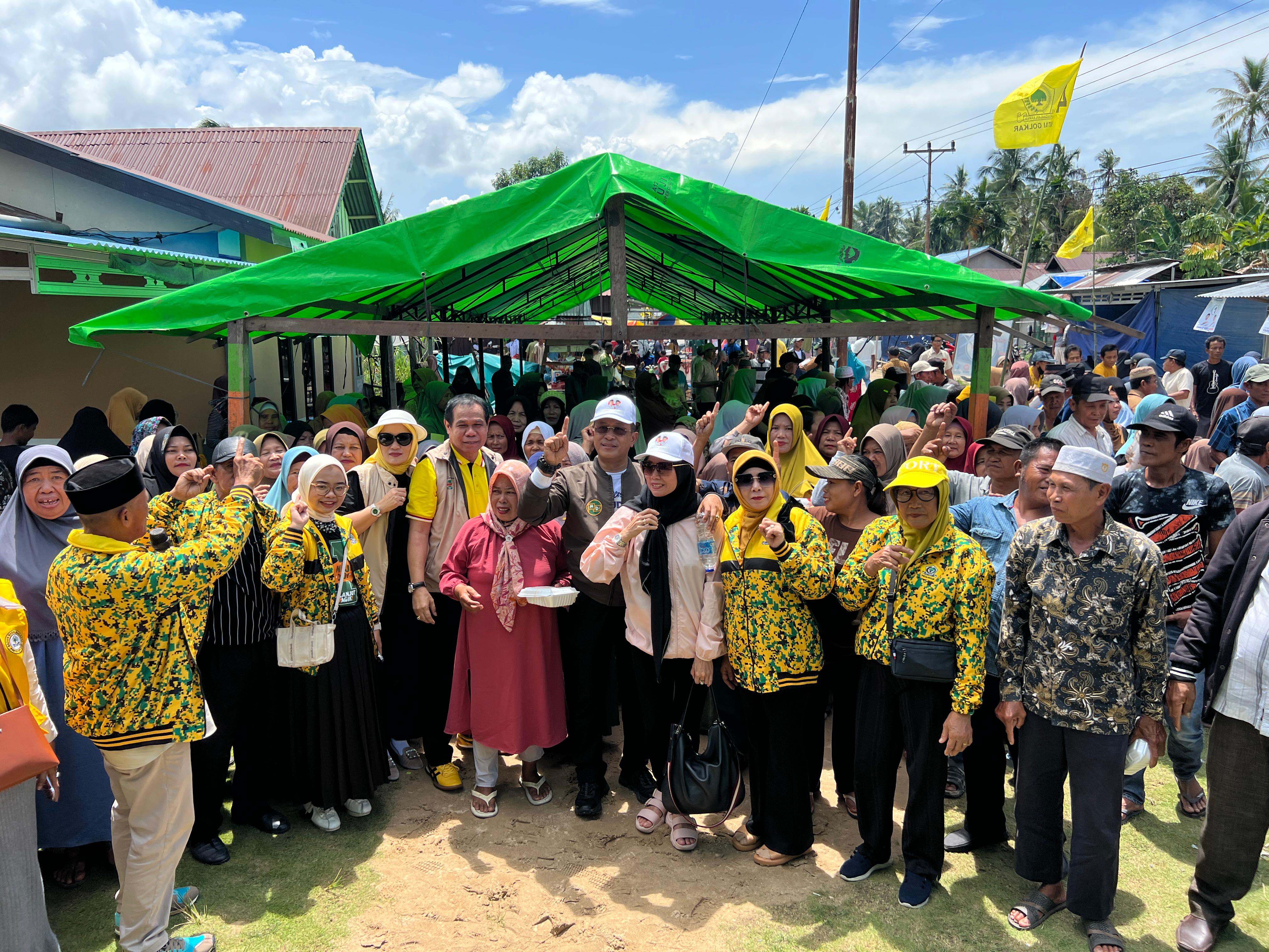 Foto: Warga Sambas Komitmen Menangkan Sutarmidji-Didi di Pilgub Kalbar 2024 | Pifa Net